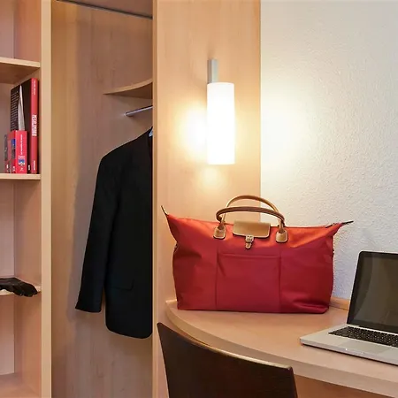 Ibis Centre Gares Hotel