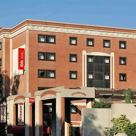Ibis Centre Gares Hotel