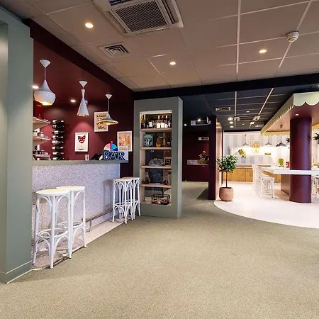 Ibis Centre Gares 3*