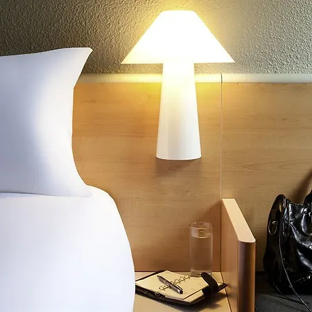 Ibis Centre Gares Hotel 3*